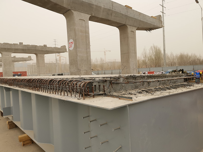 ���̰���